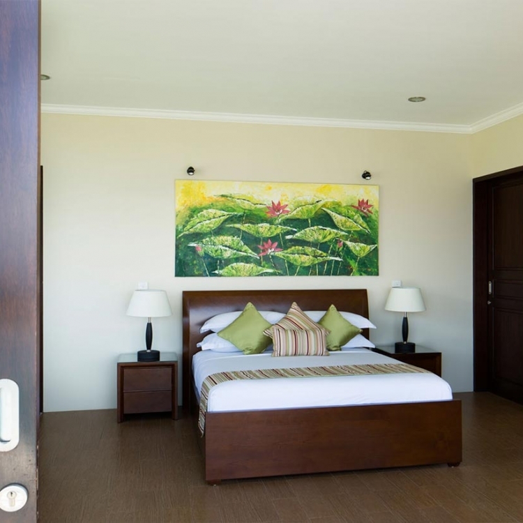 villa-bali-candidasa-luxury-multiple-bedrooms